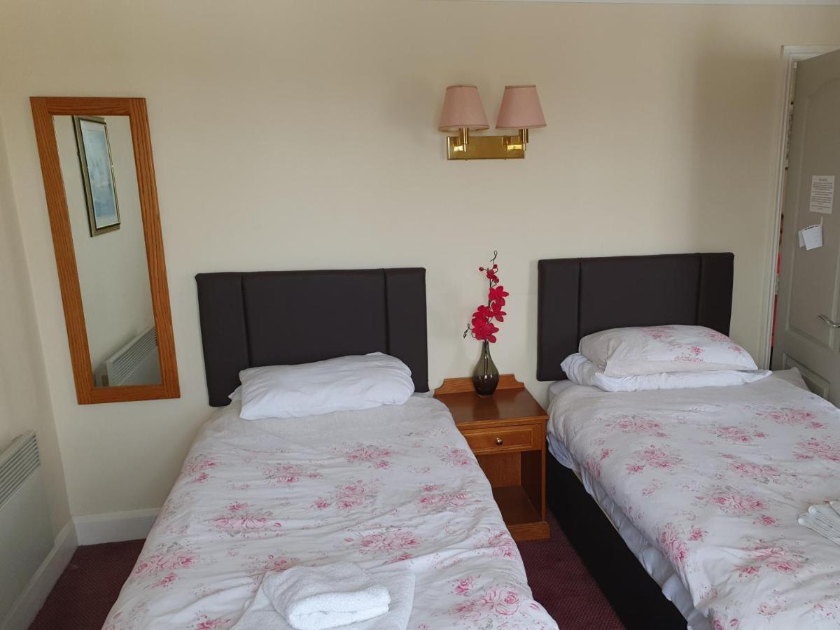Alford  The Windmill Hotel מראה חיצוני תמונה