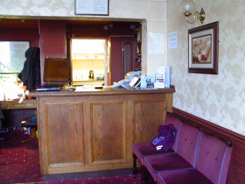 Alford  The Windmill Hotel מראה חיצוני תמונה