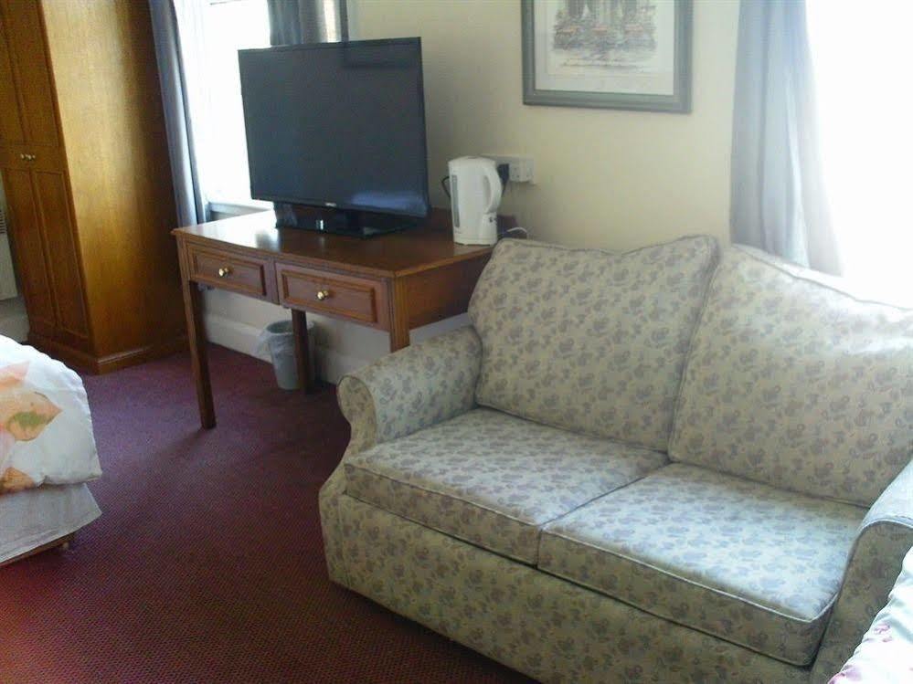 Alford  The Windmill Hotel מראה חיצוני תמונה
