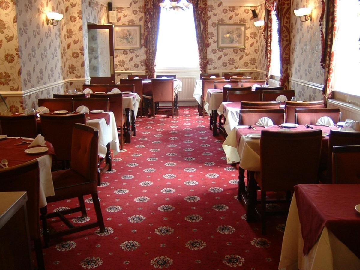 Alford  The Windmill Hotel מראה חיצוני תמונה